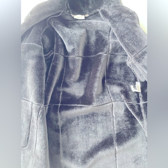 Women NEW  French black soft faux-suede winter coat. - Picture 3 of 4